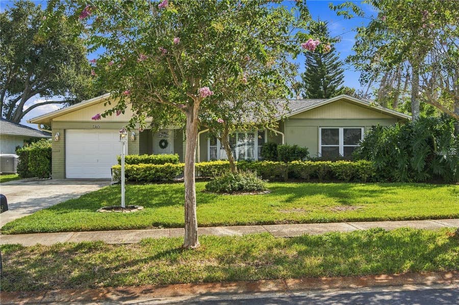 Property photo for 705 LEEWARD WAY, Palm Harbor, FL