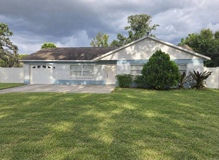 Property photo for 8601 TWIN LAKES BOULEVARD, Tampa, FL
