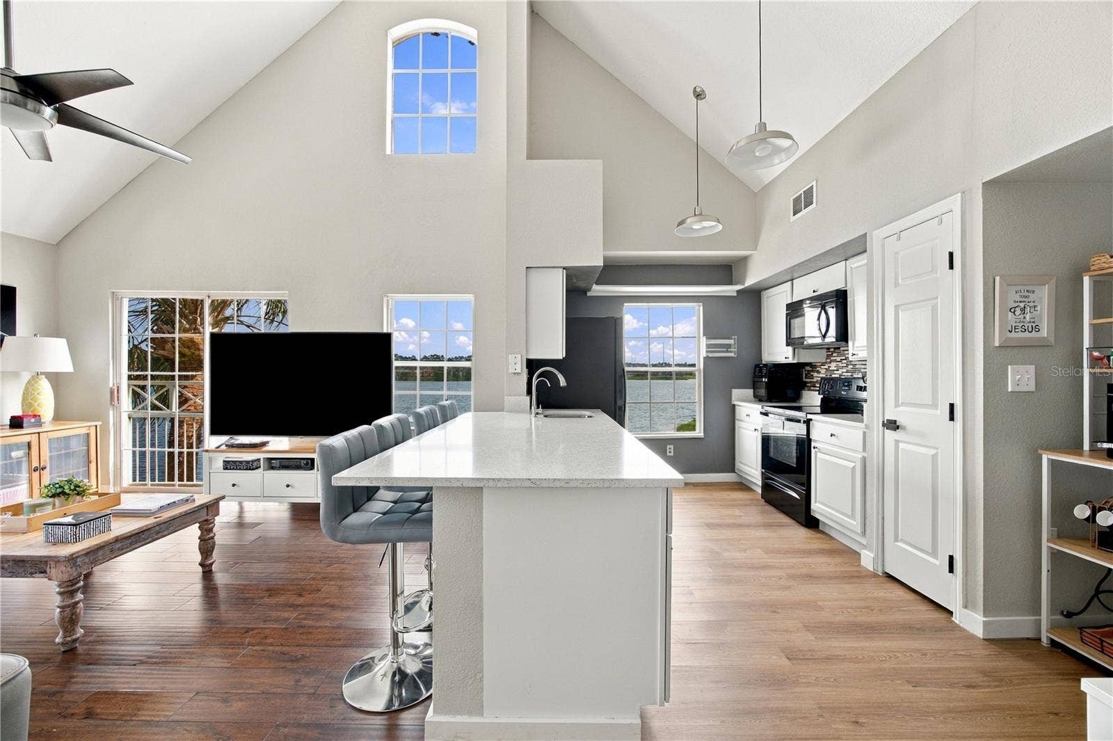 9570 LAKE CHASE ISLAND WAY, #9570, Tampa, FL 33626 9570 LAKE CHASE ISLAND WAY, #9570, Tampa, FL 33626
