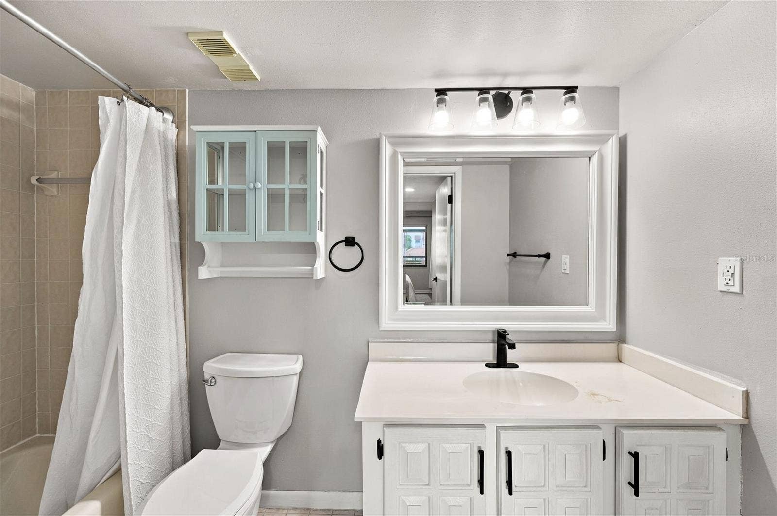 106 1ST STREET E, #113, Tierra Verde, FL 33715 106 1ST STREET E, #113, Tierra Verde, FL 33715