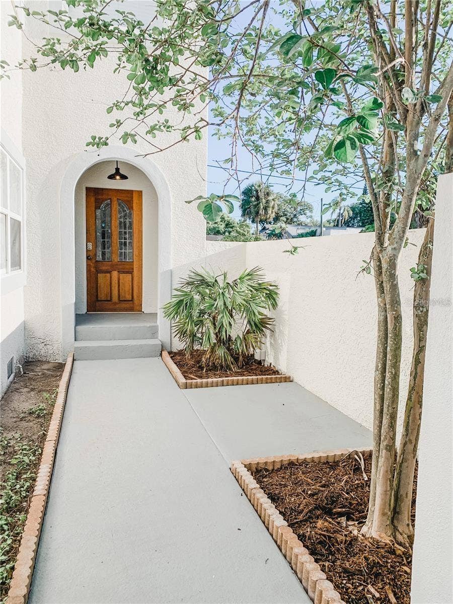 Property photo for 1619 9TH AVENUE N, St Petersburg, FL