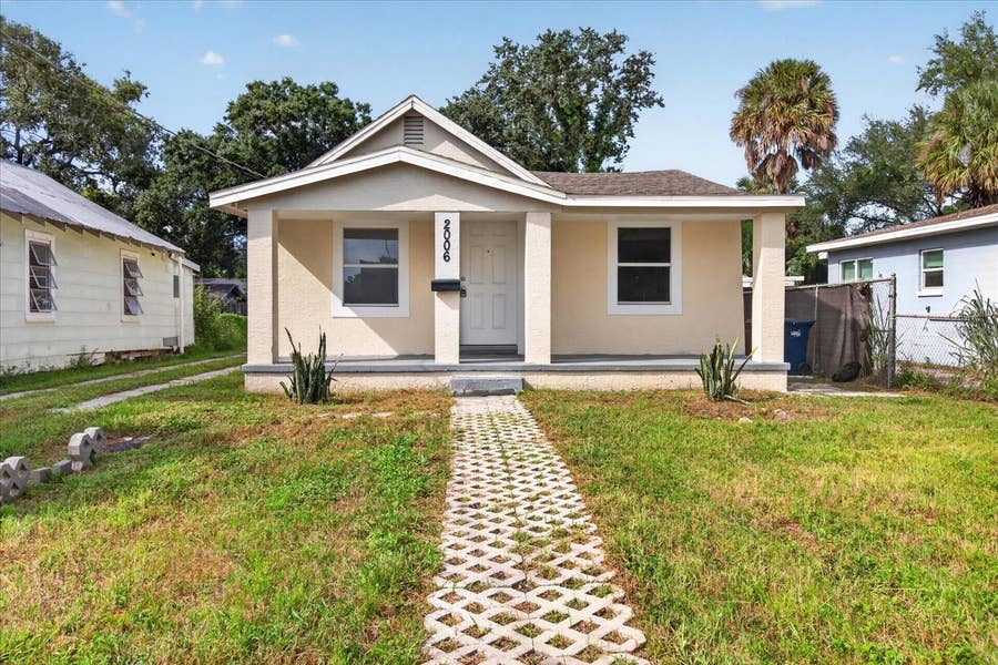 Property photo for 2006 E STUART STREET, Tampa, FL
