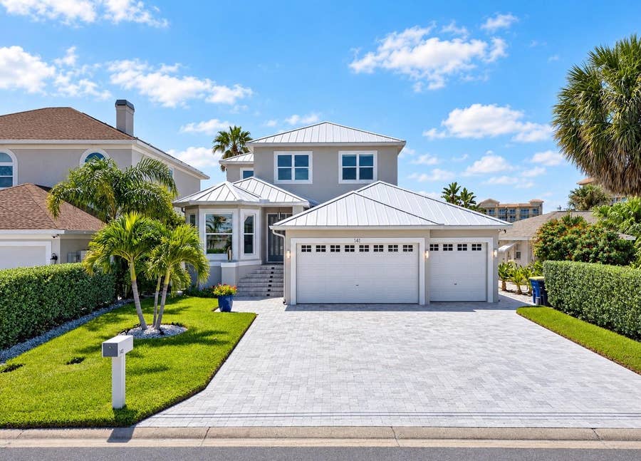 Property photo for 141 BAYSIDE DRIVE, Clearwater, FL