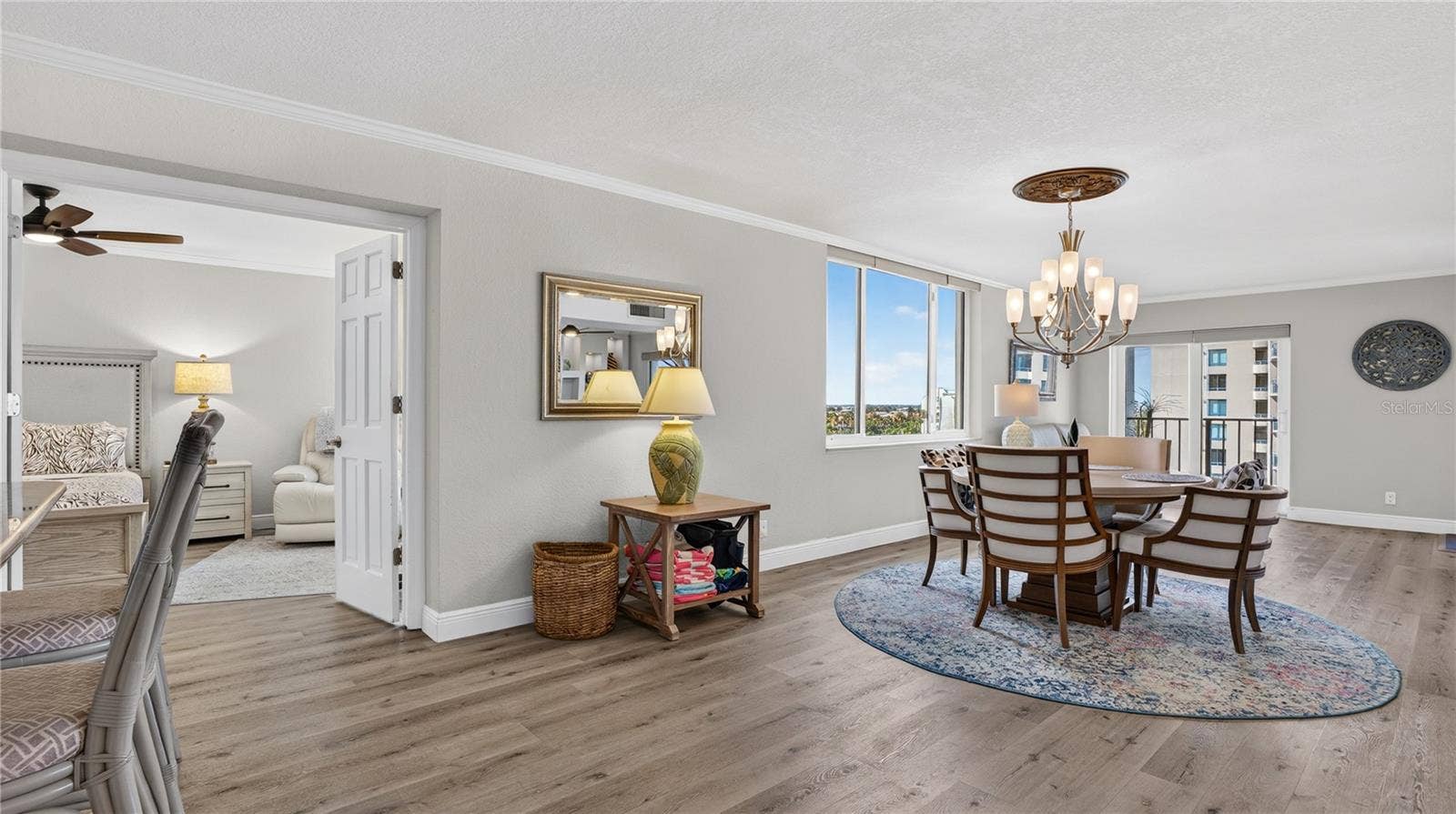 1480 GULF BOULEVARD, #601, Clearwater Beach, FL 33767 living / dining area