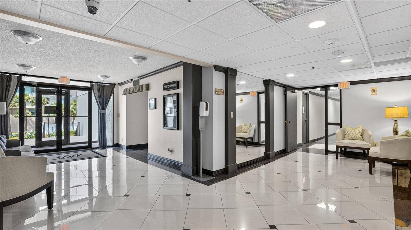 1480 GULF BOULEVARD, #601, Clearwater Beach, FL 33767 building lobby