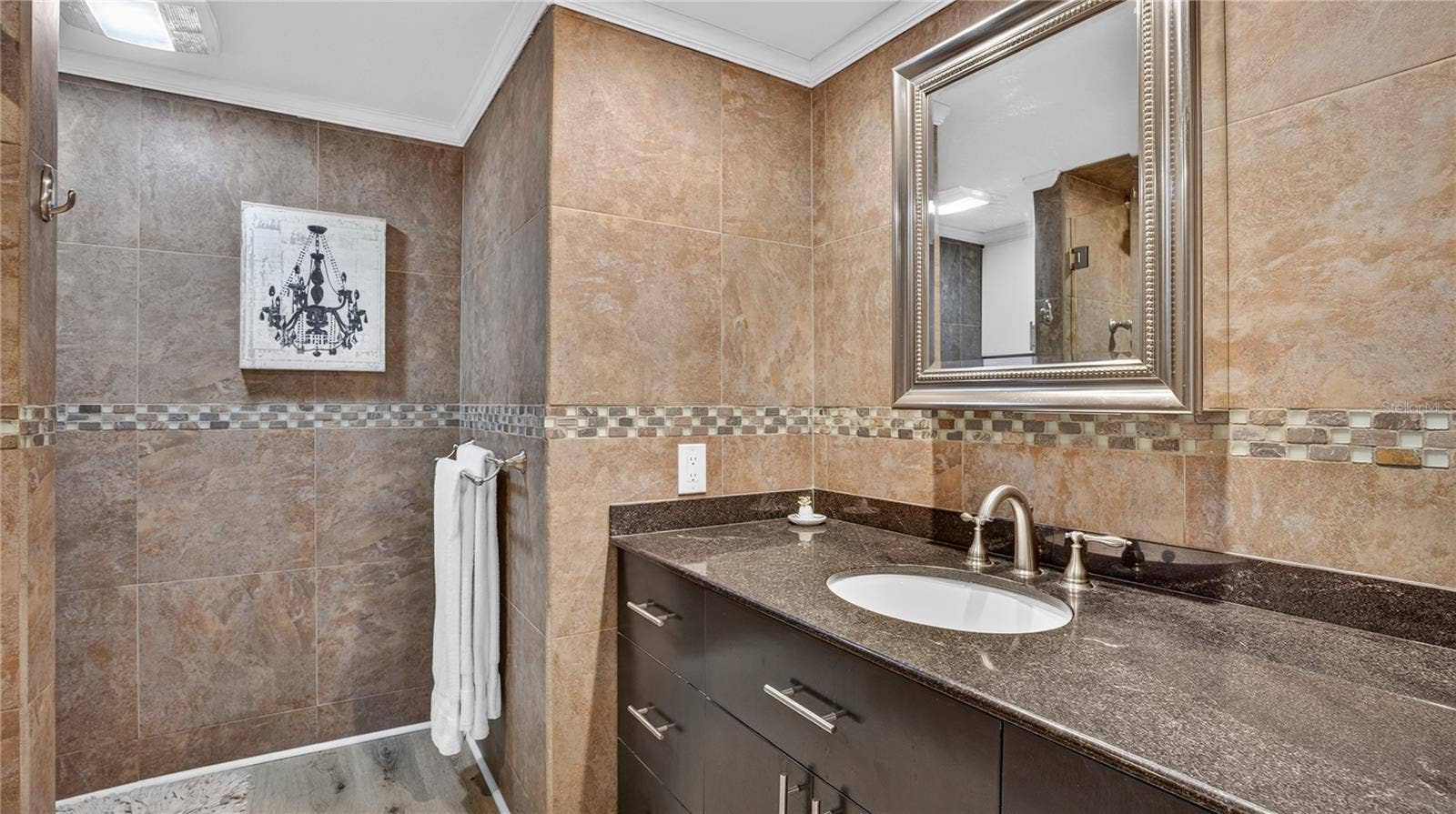 1480 GULF BOULEVARD, #601, Clearwater Beach, FL 33767 guest bathroom