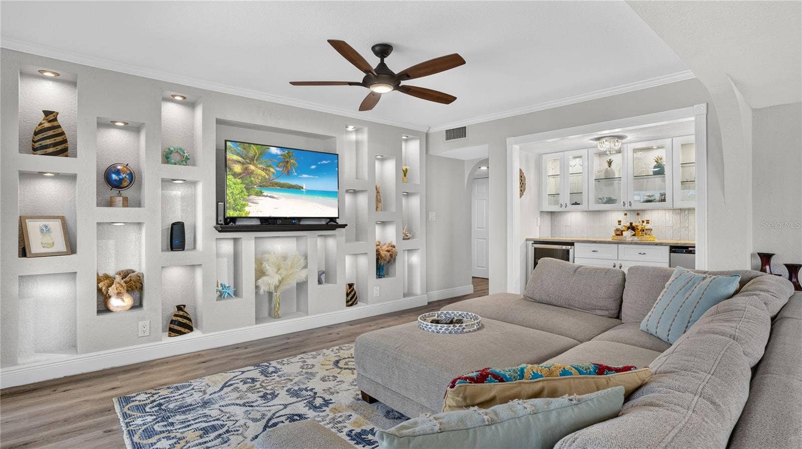 1480 GULF BOULEVARD, #601, Clearwater Beach, FL 33767 living area