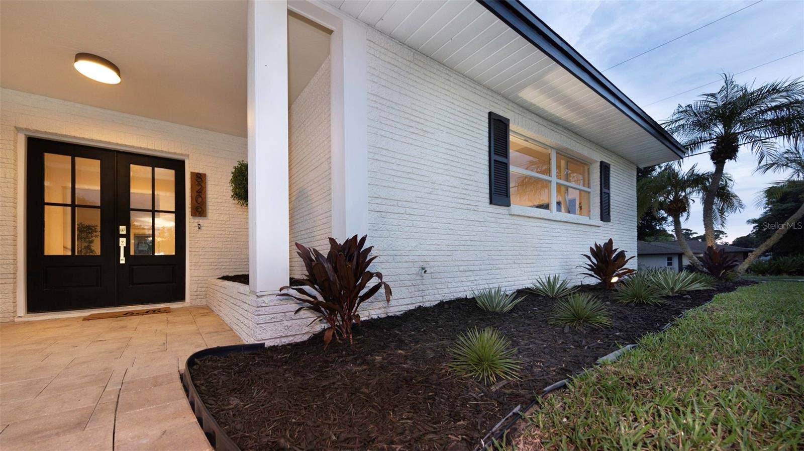 8209 134TH STREET, Seminole, FL 33776 8209 134TH STREET, Seminole, FL 33776