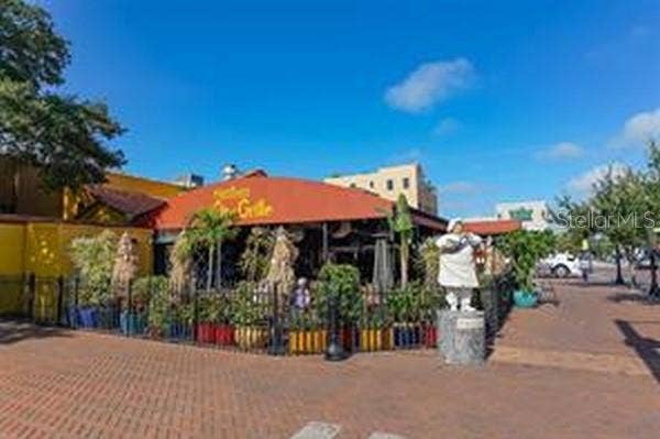 2251 and 2253 19TH STREET, Sarasota, FL 34234 Outdoor seating - live music - downtown Sarasota