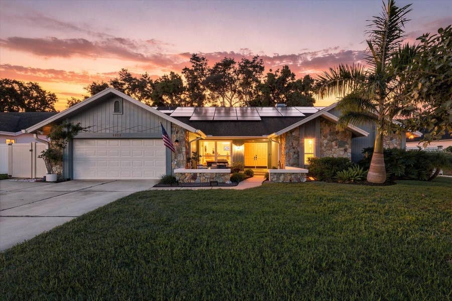 Property photo for 1515 MIDNIGHT PASS WAY, Clearwater, FL