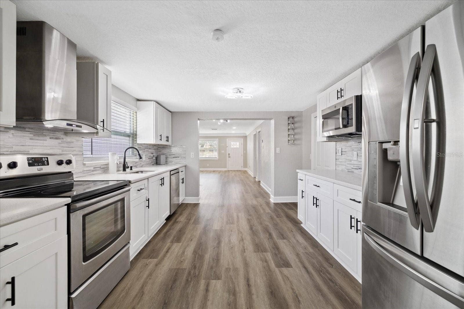 4053 31ST STREET N, St Petersburg, FL 33714 4053 31ST STREET N, St Petersburg, FL 33714