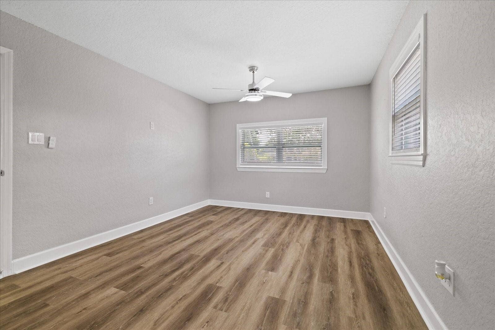 4053 31ST STREET N, St Petersburg, FL 33714 4053 31ST STREET N, St Petersburg, FL 33714