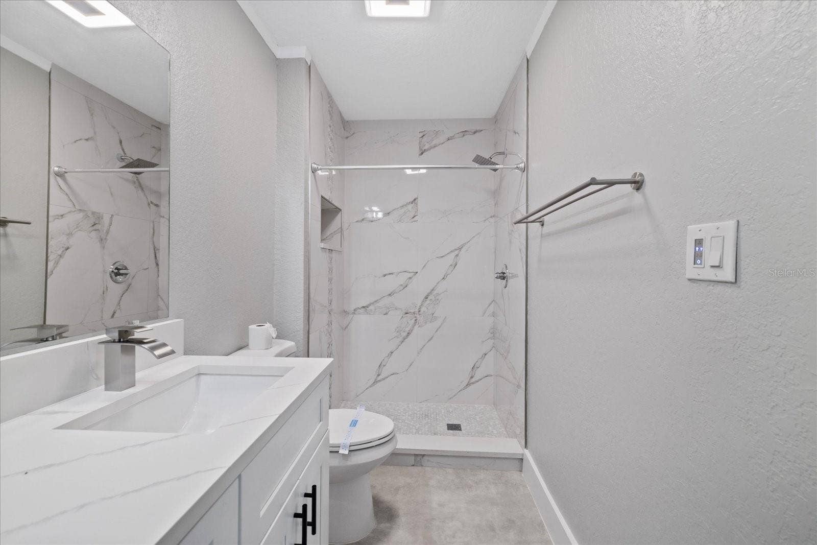 4053 31ST STREET N, St Petersburg, FL 33714 4053 31ST STREET N, St Petersburg, FL 33714