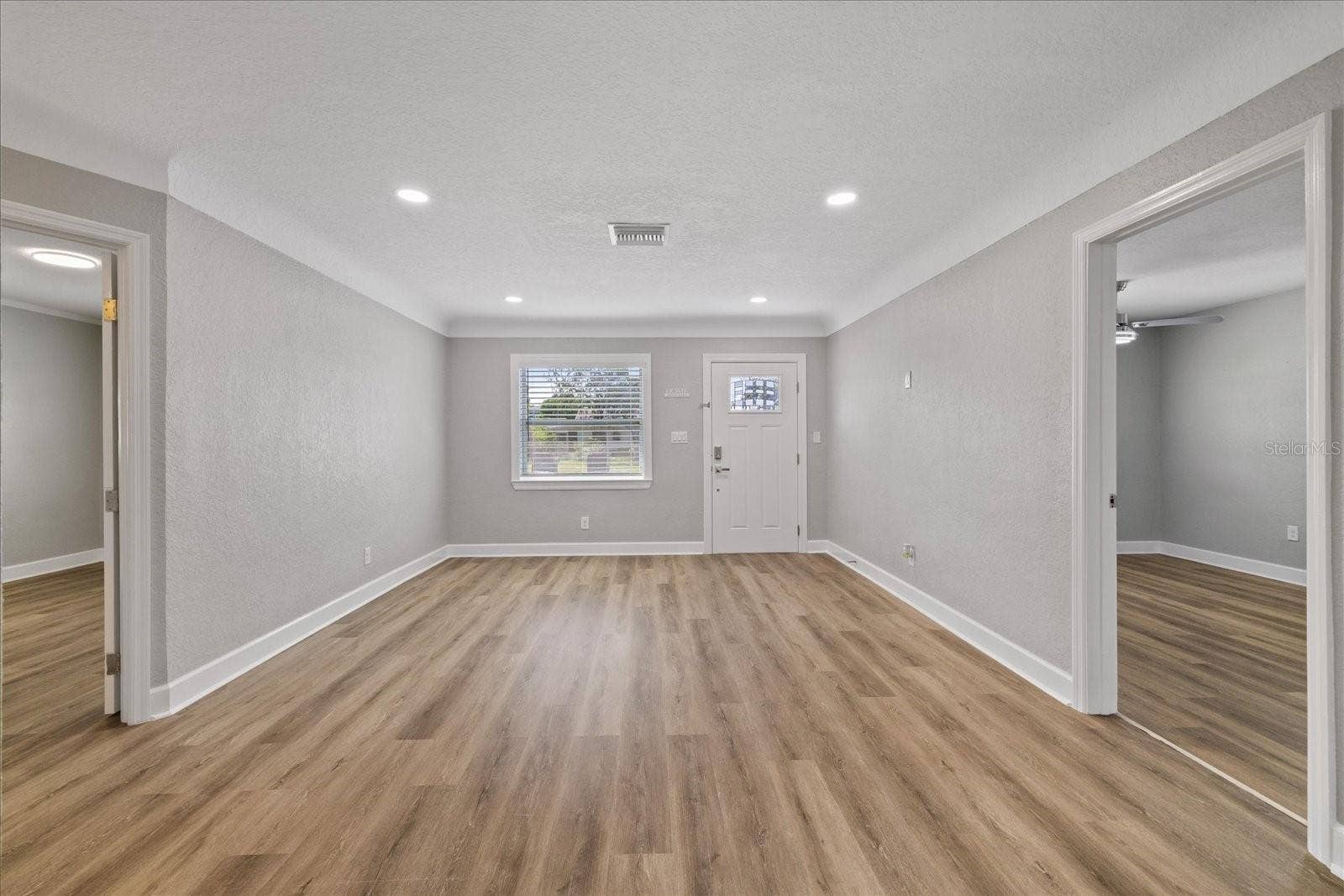 4053 31ST STREET N, St Petersburg, FL 33714 4053 31ST STREET N, St Petersburg, FL 33714