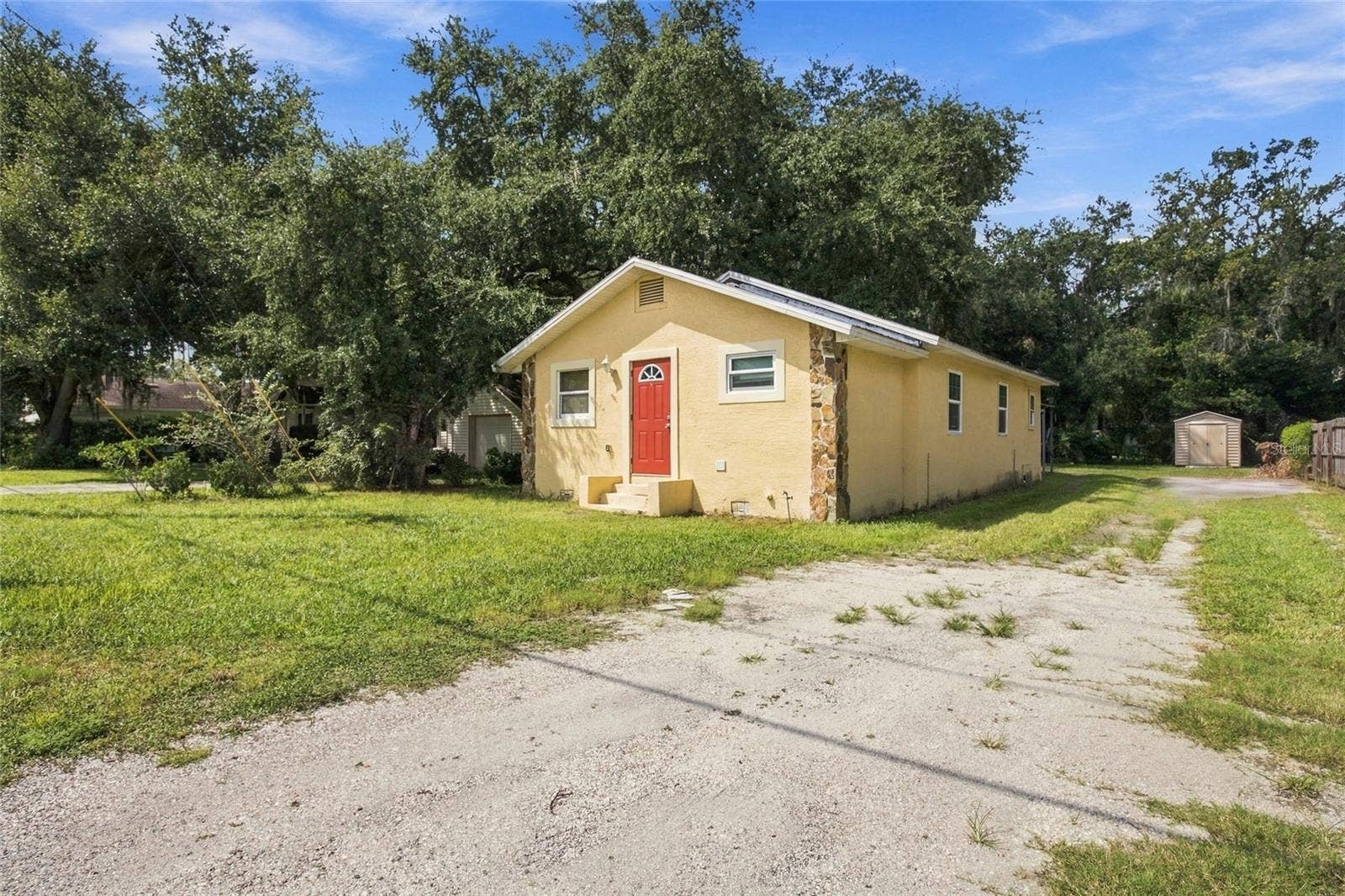 1109 N GORDON STREET, Plant City, FL 33563