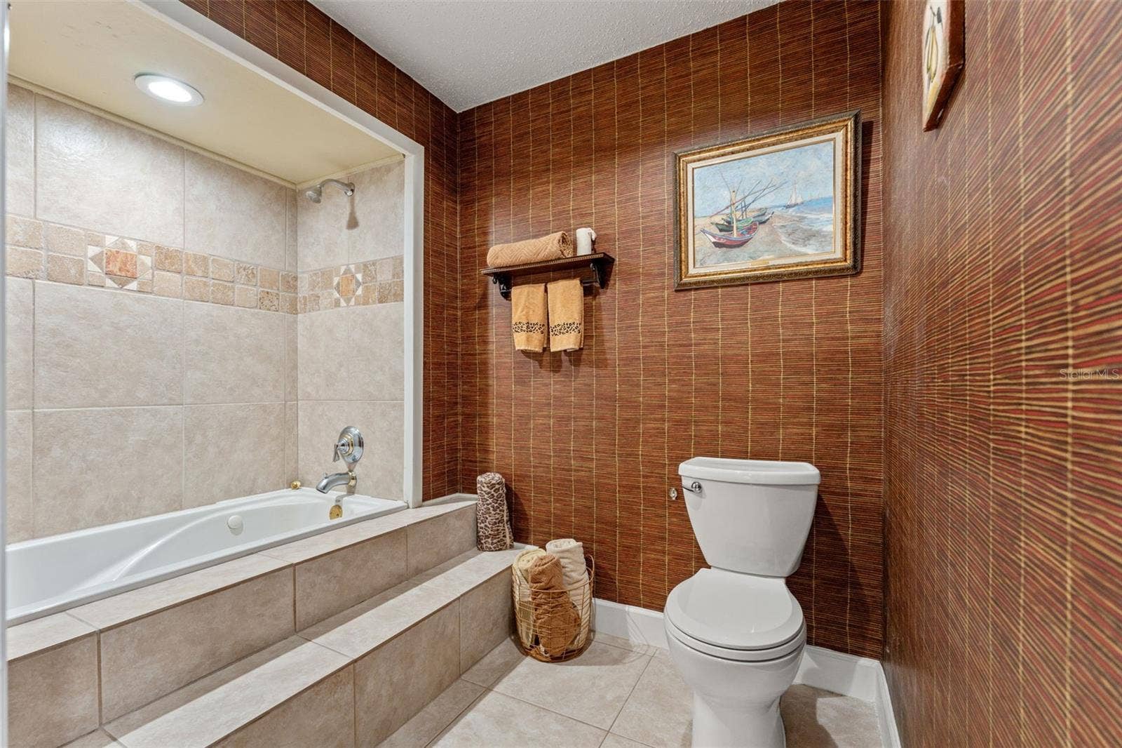 5155 S GRAY PELICAN WAY, Homosassa, FL 34448 Primary Bathroom