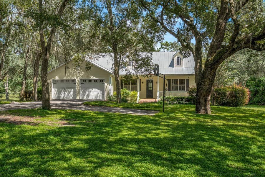 Property photo for 6122 REGINA PLACE, Land O Lakes, FL