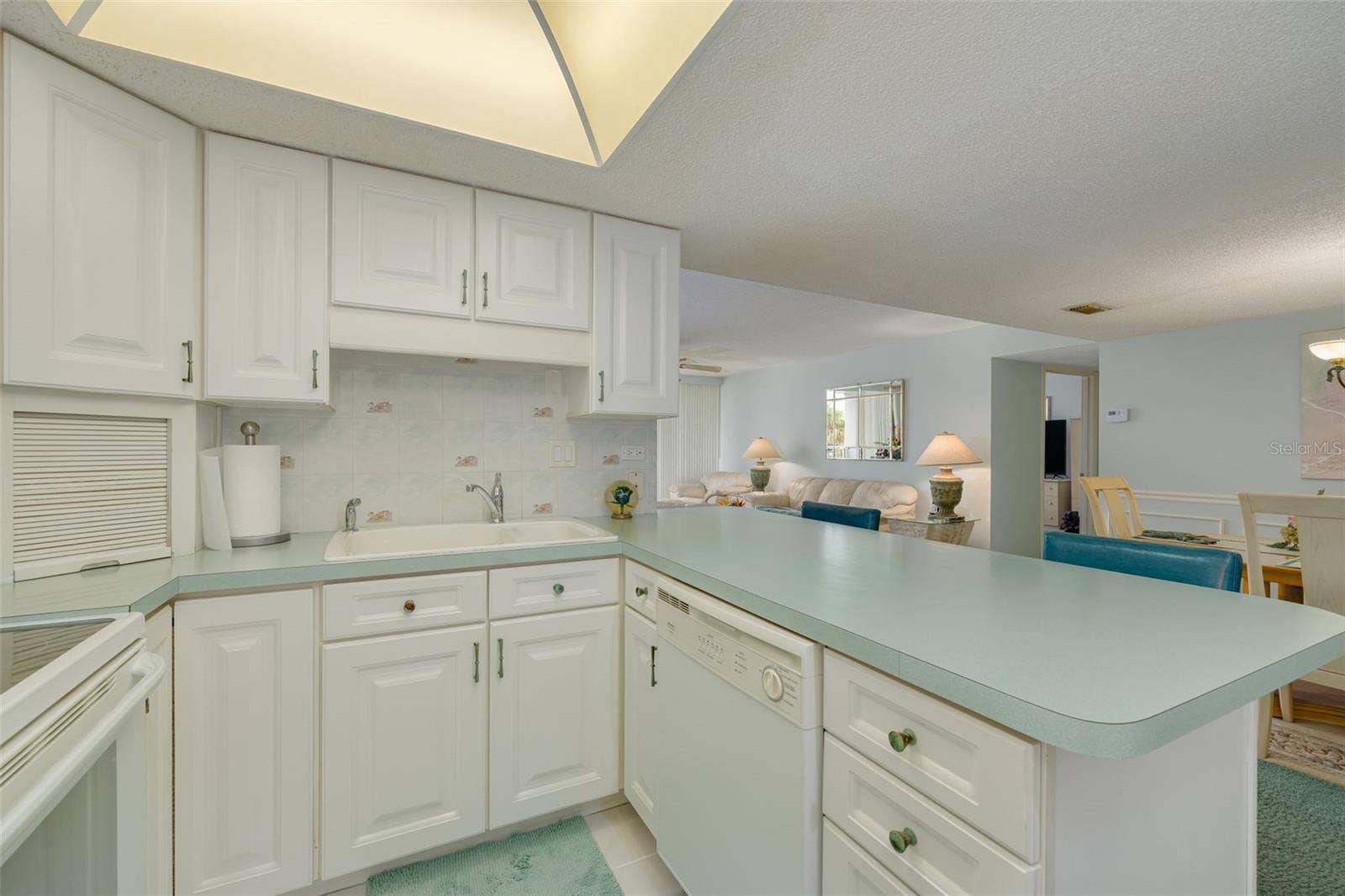 450 TREASURE ISLAND CAUSEWAY, #201, Treasure Island, FL 33706 450 TREASURE ISLAND CAUSEWAY, #201, Treasure Island, FL 33706