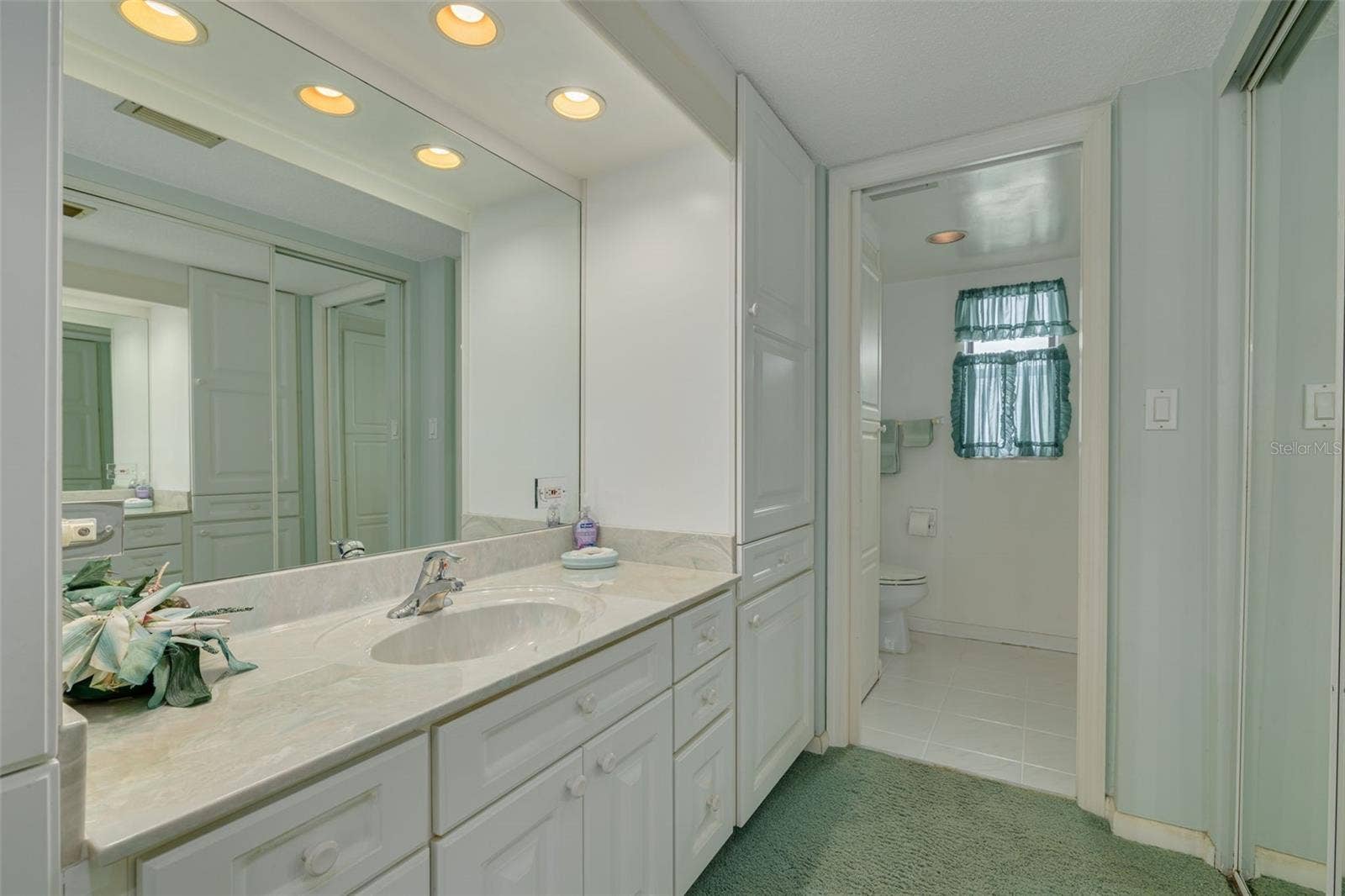 450 TREASURE ISLAND CAUSEWAY, #201, Treasure Island, FL 33706 450 TREASURE ISLAND CAUSEWAY, #201, Treasure Island, FL 33706