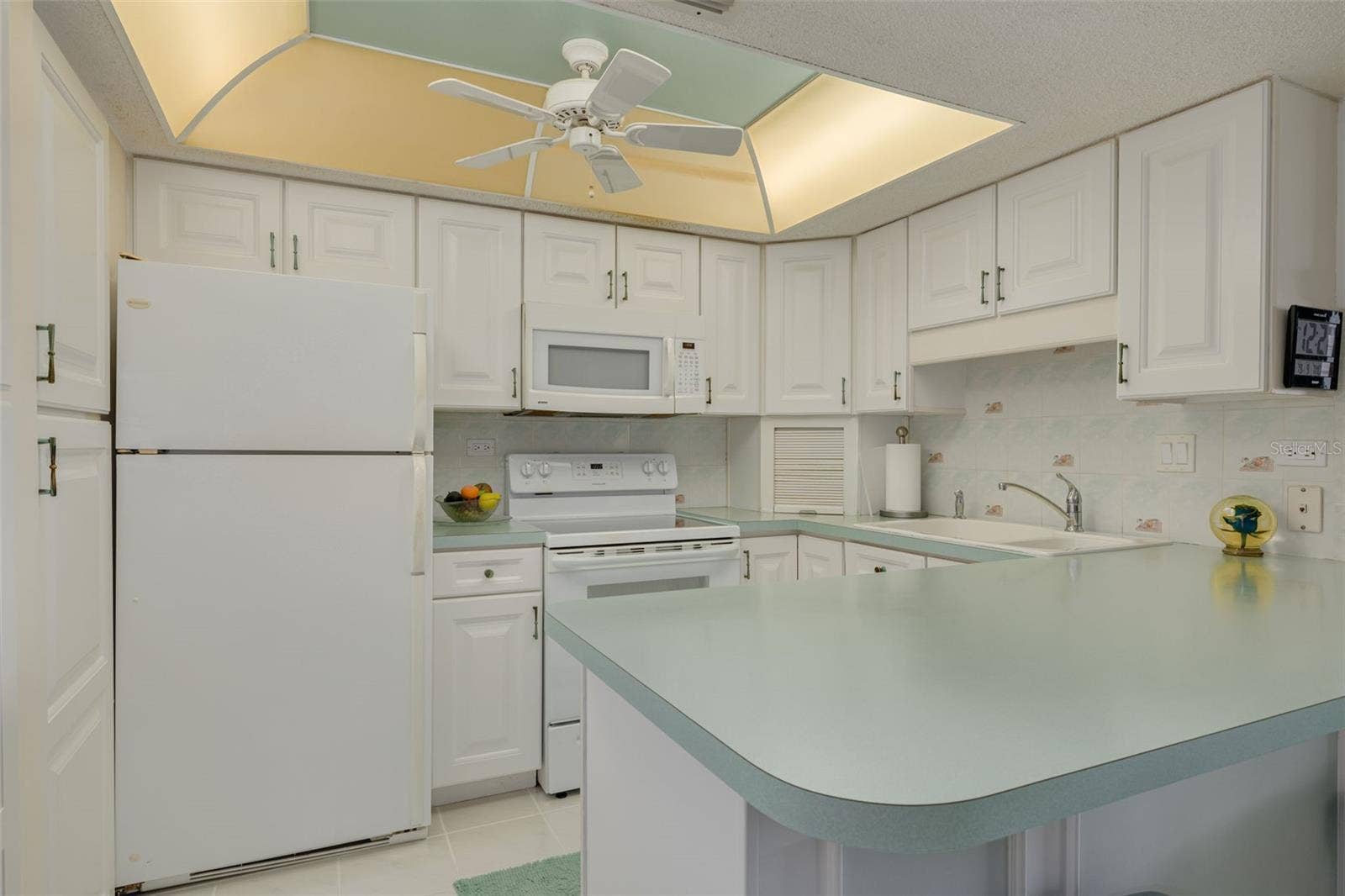 450 TREASURE ISLAND CAUSEWAY, #201, Treasure Island, FL 33706 450 TREASURE ISLAND CAUSEWAY, #201, Treasure Island, FL 33706