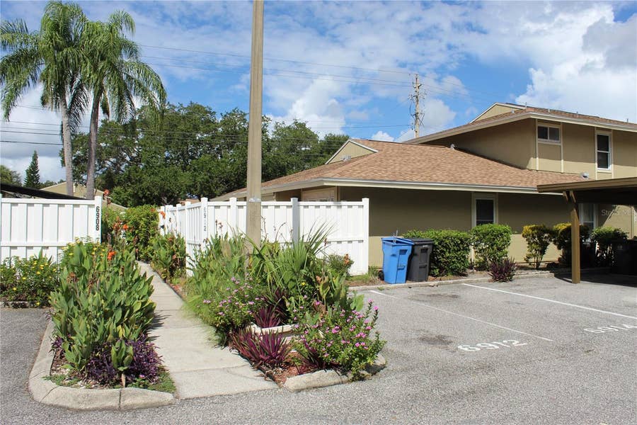 Property photo for 6912 EL CENTRO COURT, #1, Tampa, FL