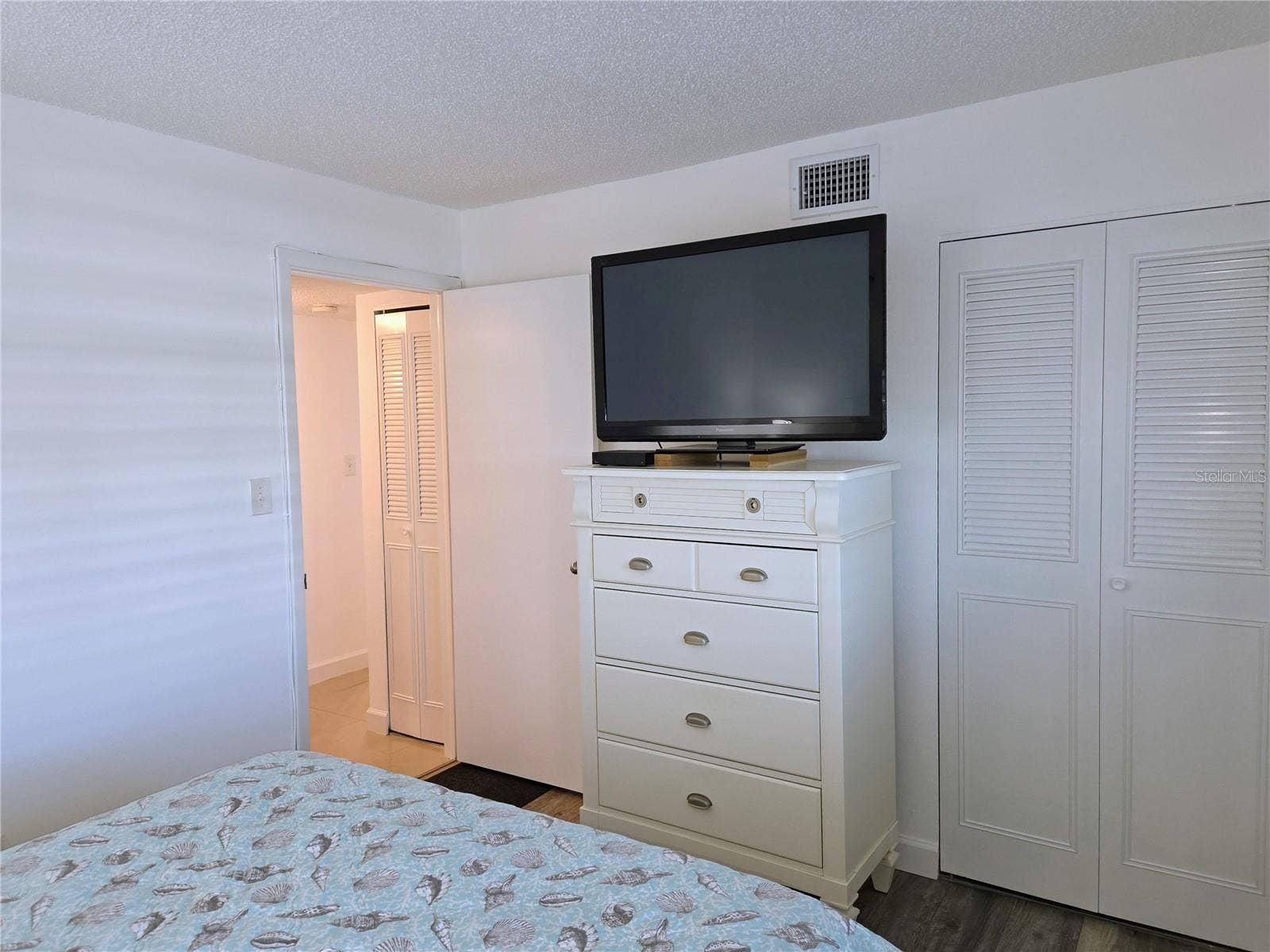 285 107TH AVENUE, #505, Treasure Island, FL 33706 285 107TH AVENUE, #505, Treasure Island, FL 33706