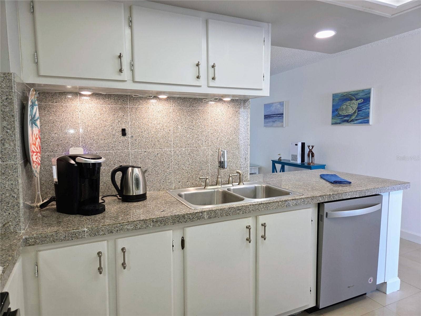 285 107TH AVENUE, #505, Treasure Island, FL 33706 285 107TH AVENUE, #505, Treasure Island, FL 33706