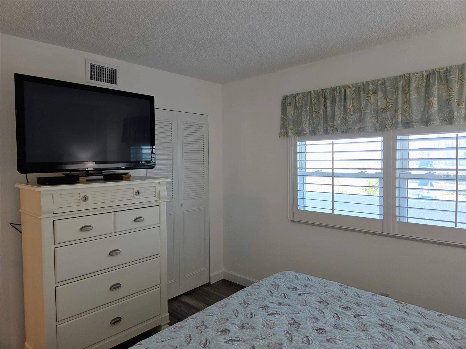 285 107TH AVENUE, #505, Treasure Island, FL 33706 285 107TH AVENUE, #505, Treasure Island, FL 33706