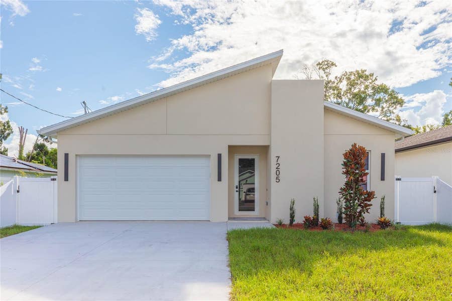 Property photo for 7205 N LOIS AVENUE, Tampa, FL