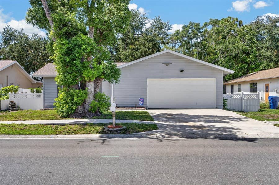 Property photo for 1650 12TH STREET SW, Largo, FL