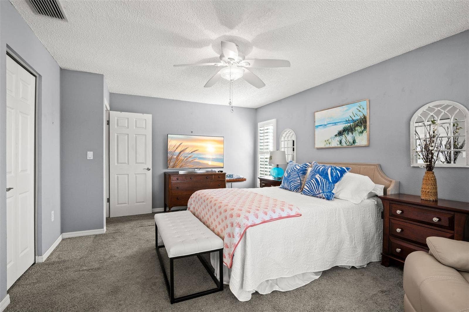 255 CAPRI CIRCLE N, #30, Treasure Island, FL 33706
