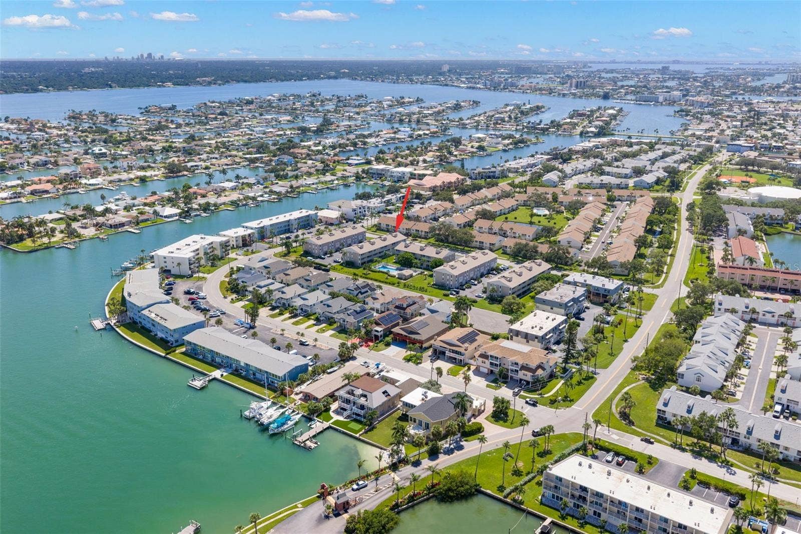 255 CAPRI CIRCLE N, #30, Treasure Island, FL 33706