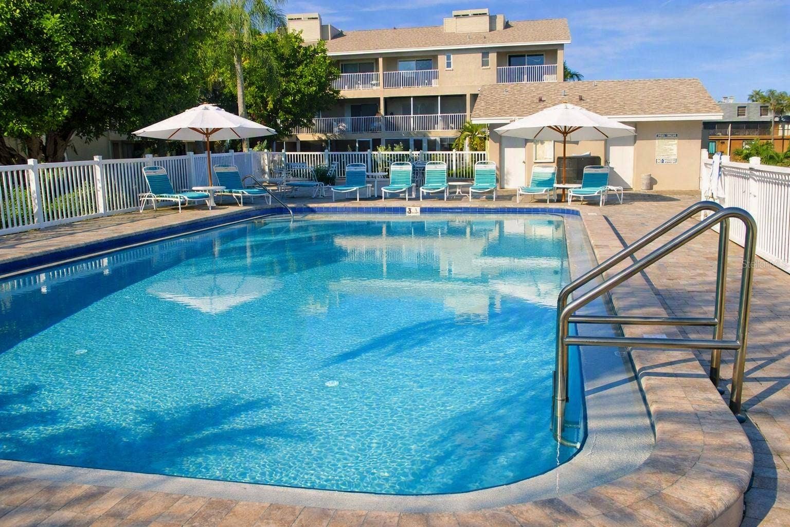 255 CAPRI CIRCLE N, #30, Treasure Island, FL 33706