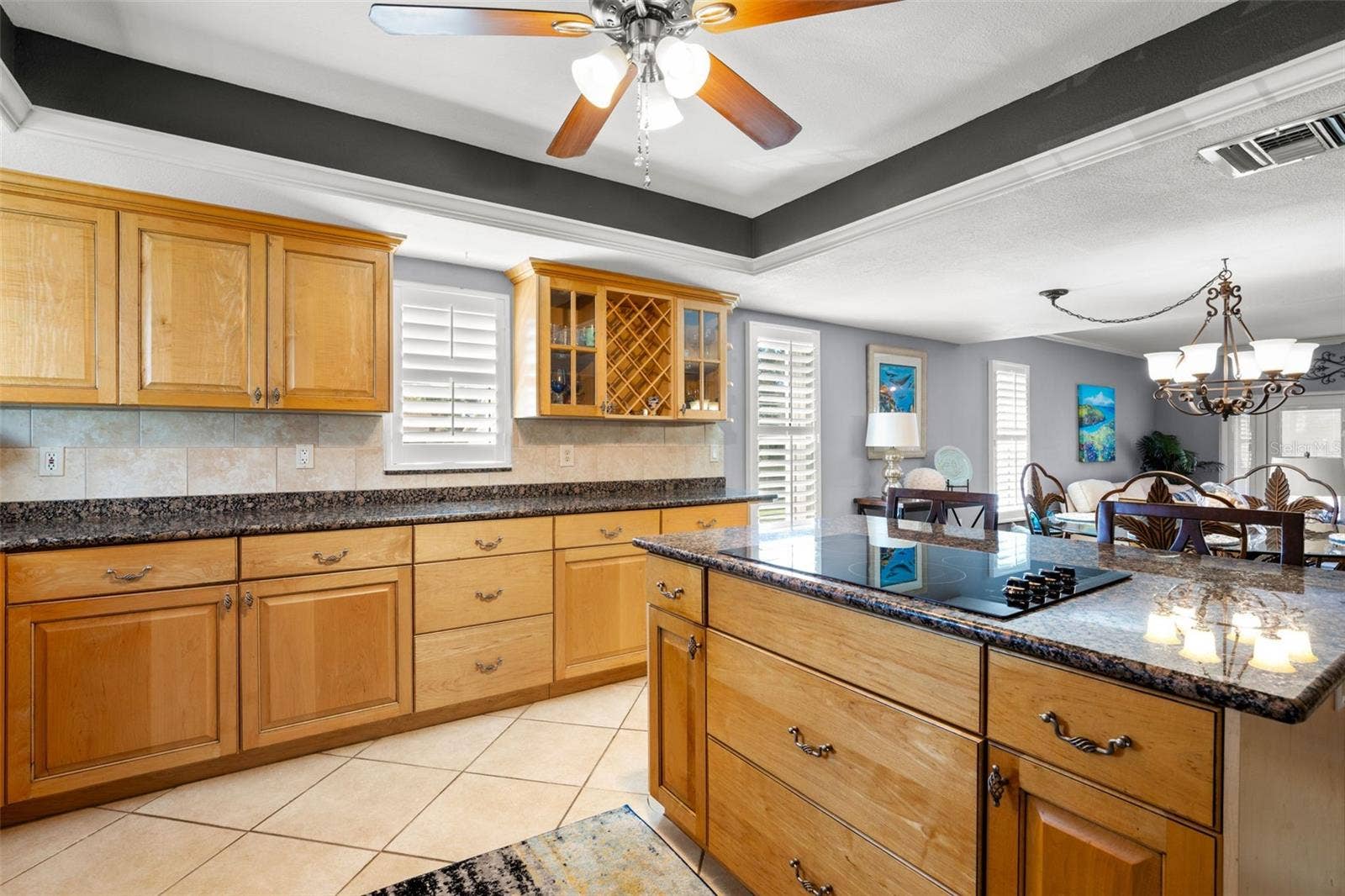 255 CAPRI CIRCLE N, #30, Treasure Island, FL 33706