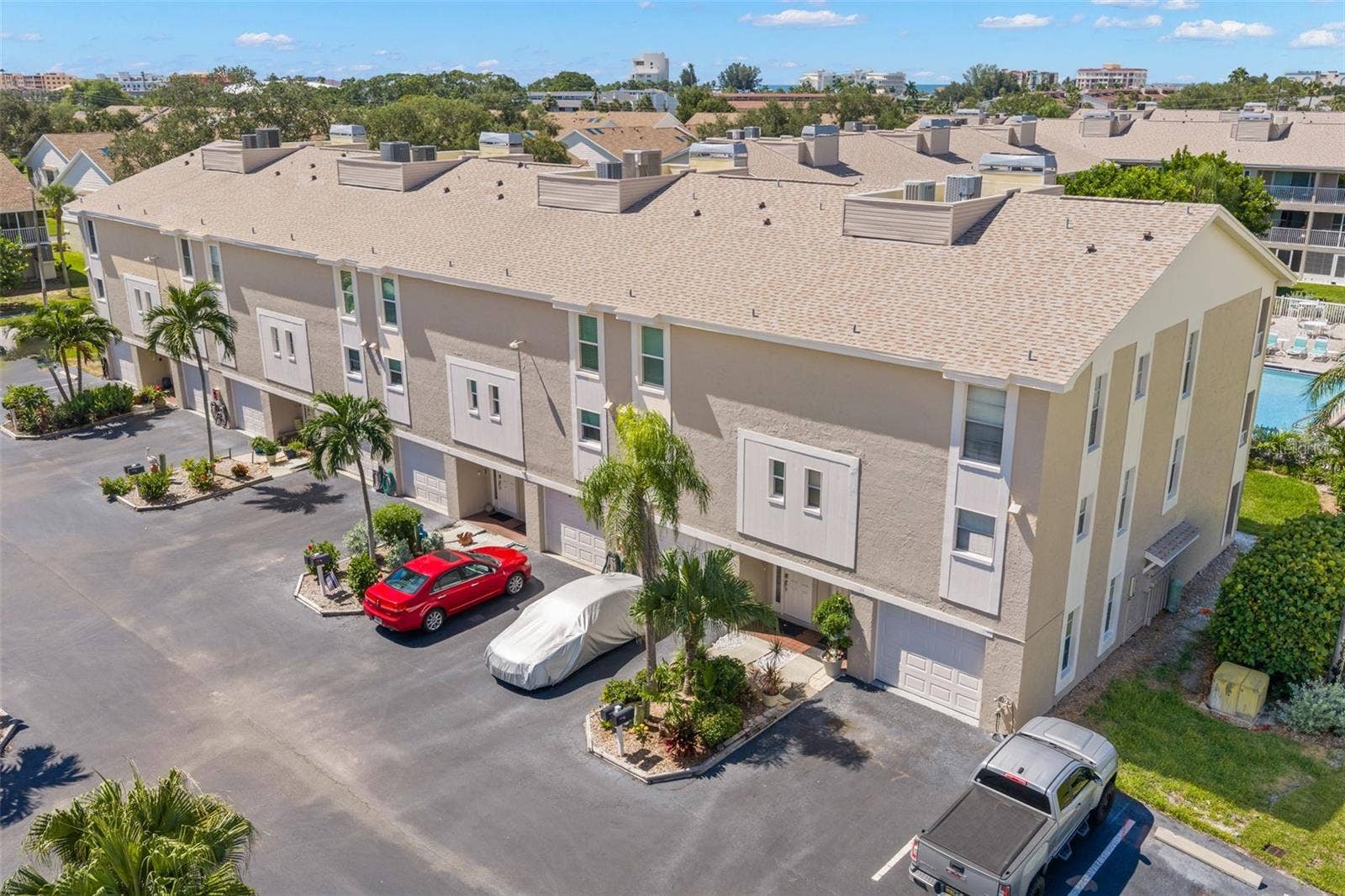 255 CAPRI CIRCLE N, #30, Treasure Island, FL 33706
