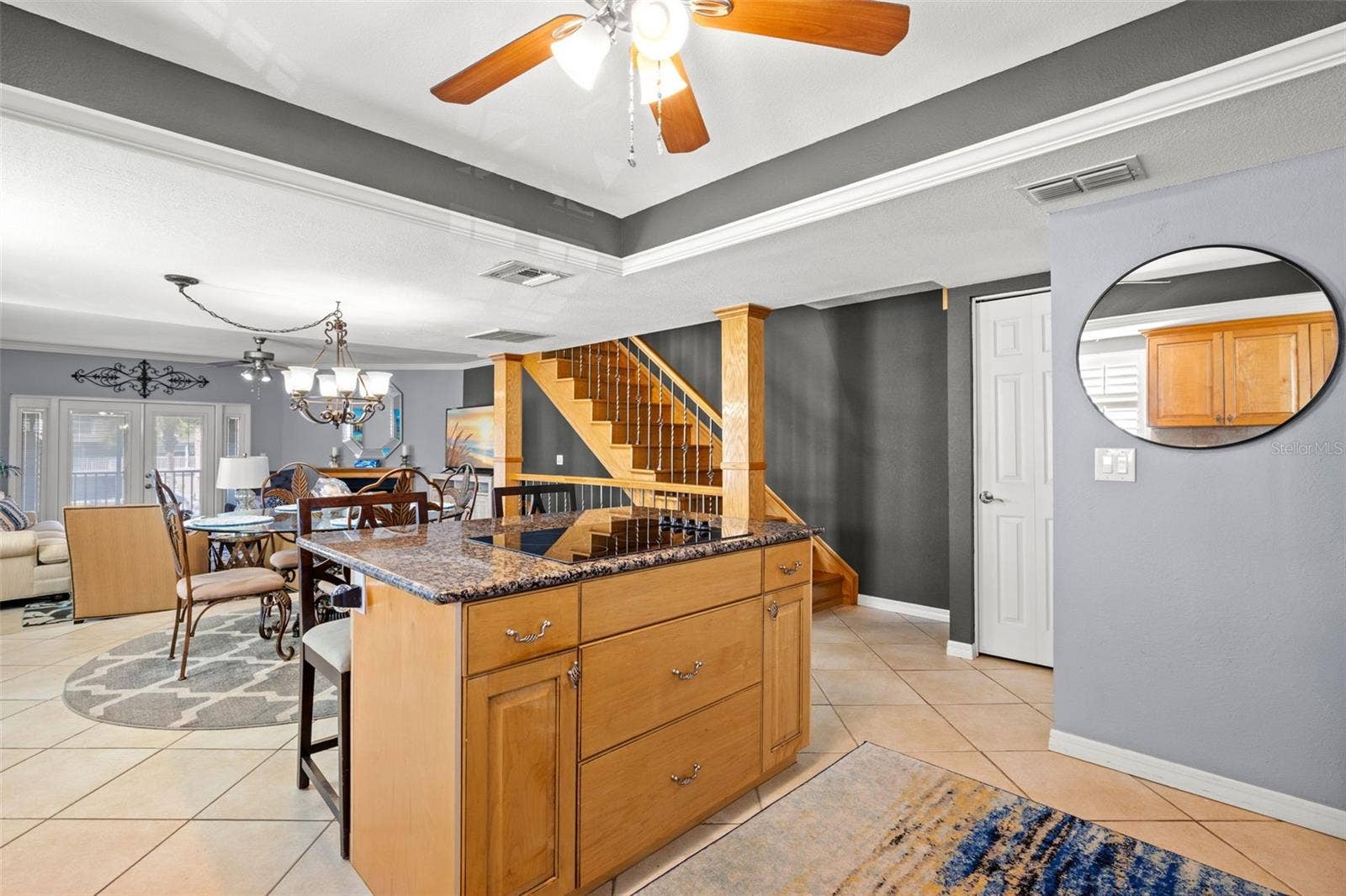 255 CAPRI CIRCLE N, #30, Treasure Island, FL 33706