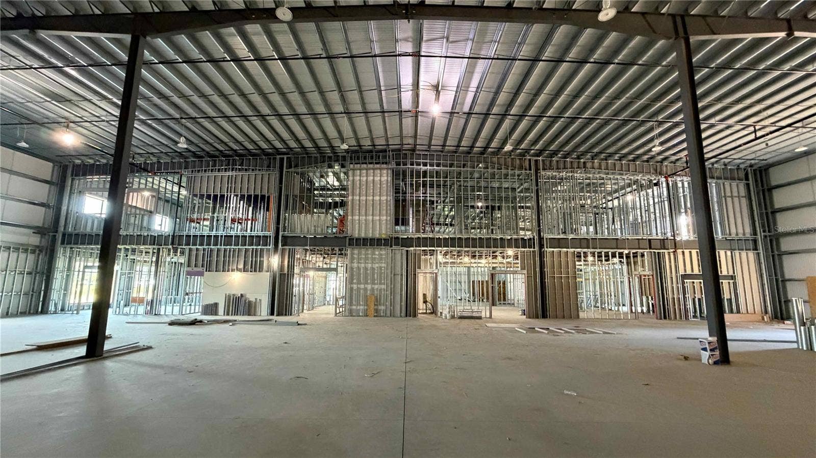 2221 N US HIGHWAY 27/441, Fruitland Park, FL 34731 2221 N US HIGHWAY 27/441, Fruitland Park, FL 34731