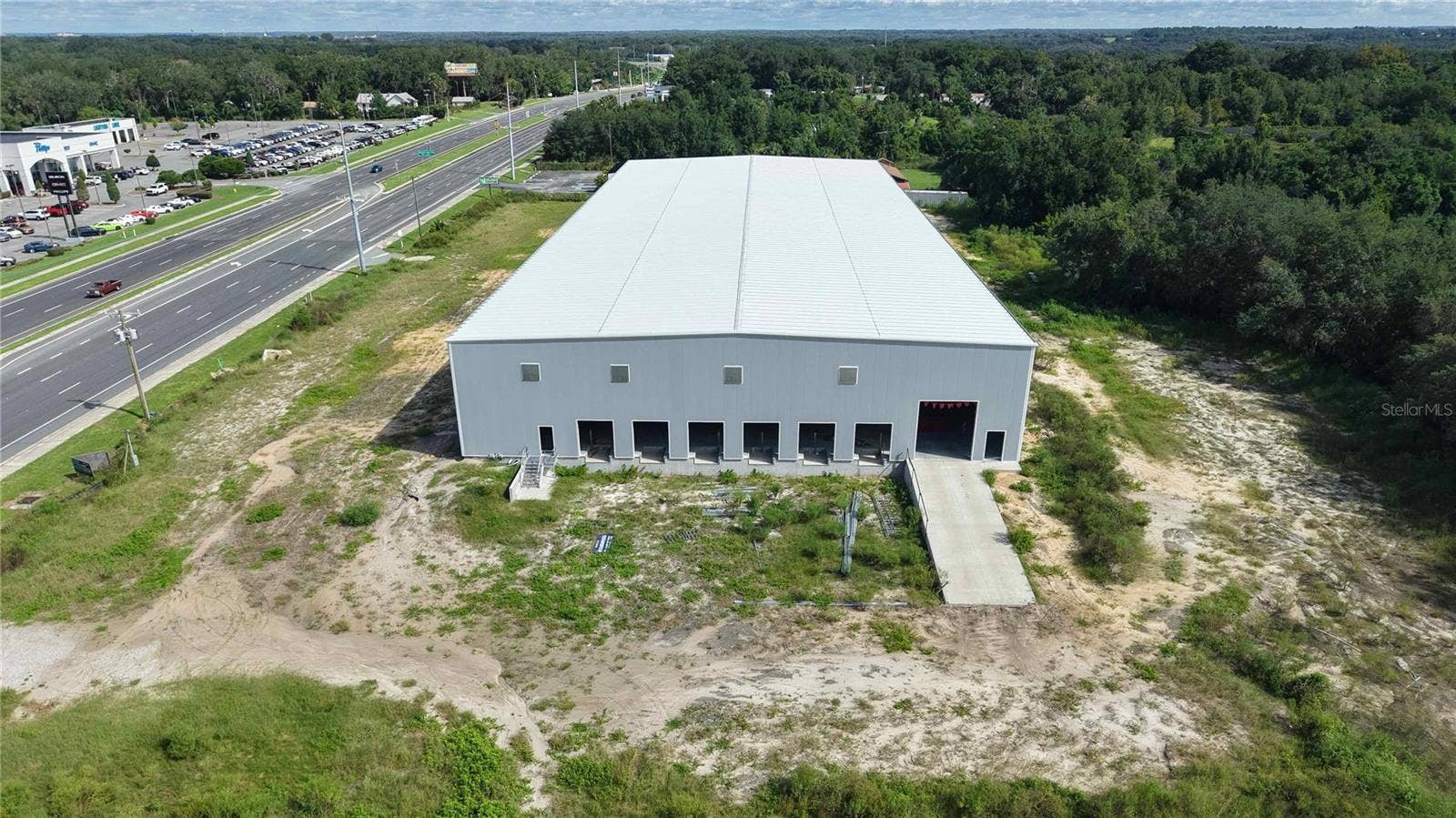 2221 N US HIGHWAY 27/441, Fruitland Park, FL 34731 2221 N US HIGHWAY 27/441, Fruitland Park, FL 34731