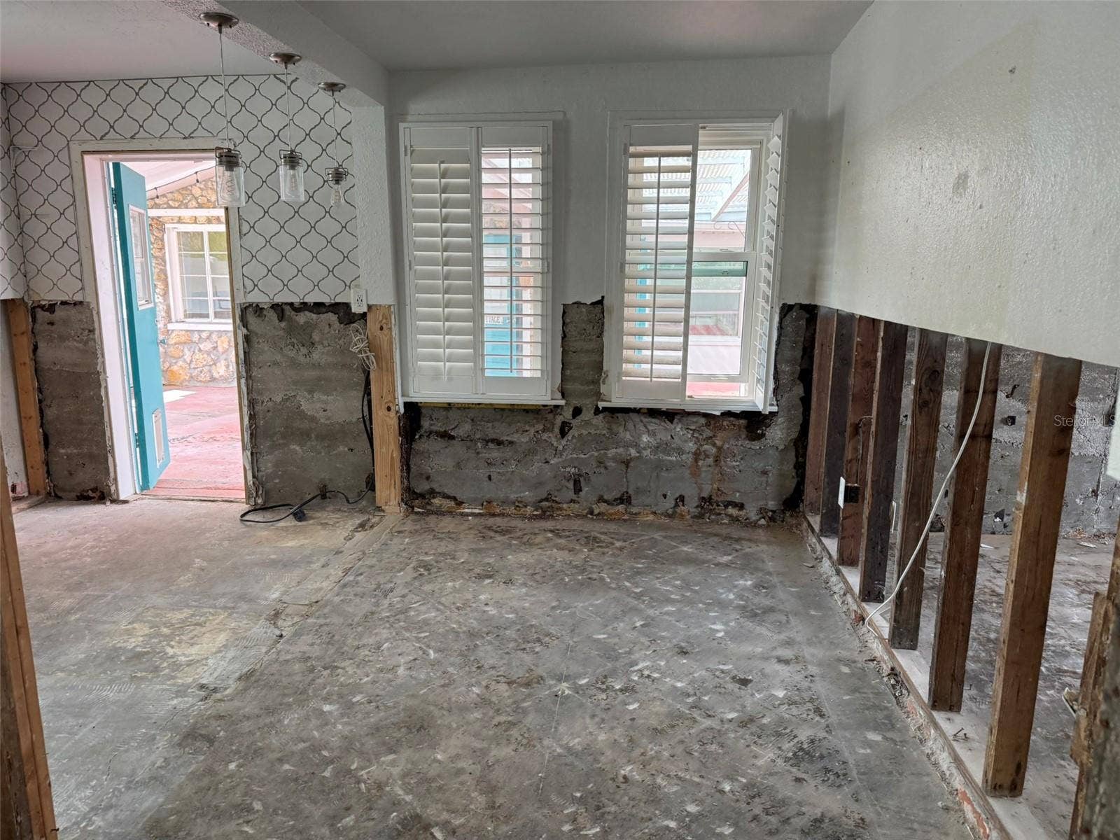 117 12TH AVENUE, Indian Rocks Beach, FL 33785 117 12TH AVENUE, Indian Rocks Beach, FL 33785