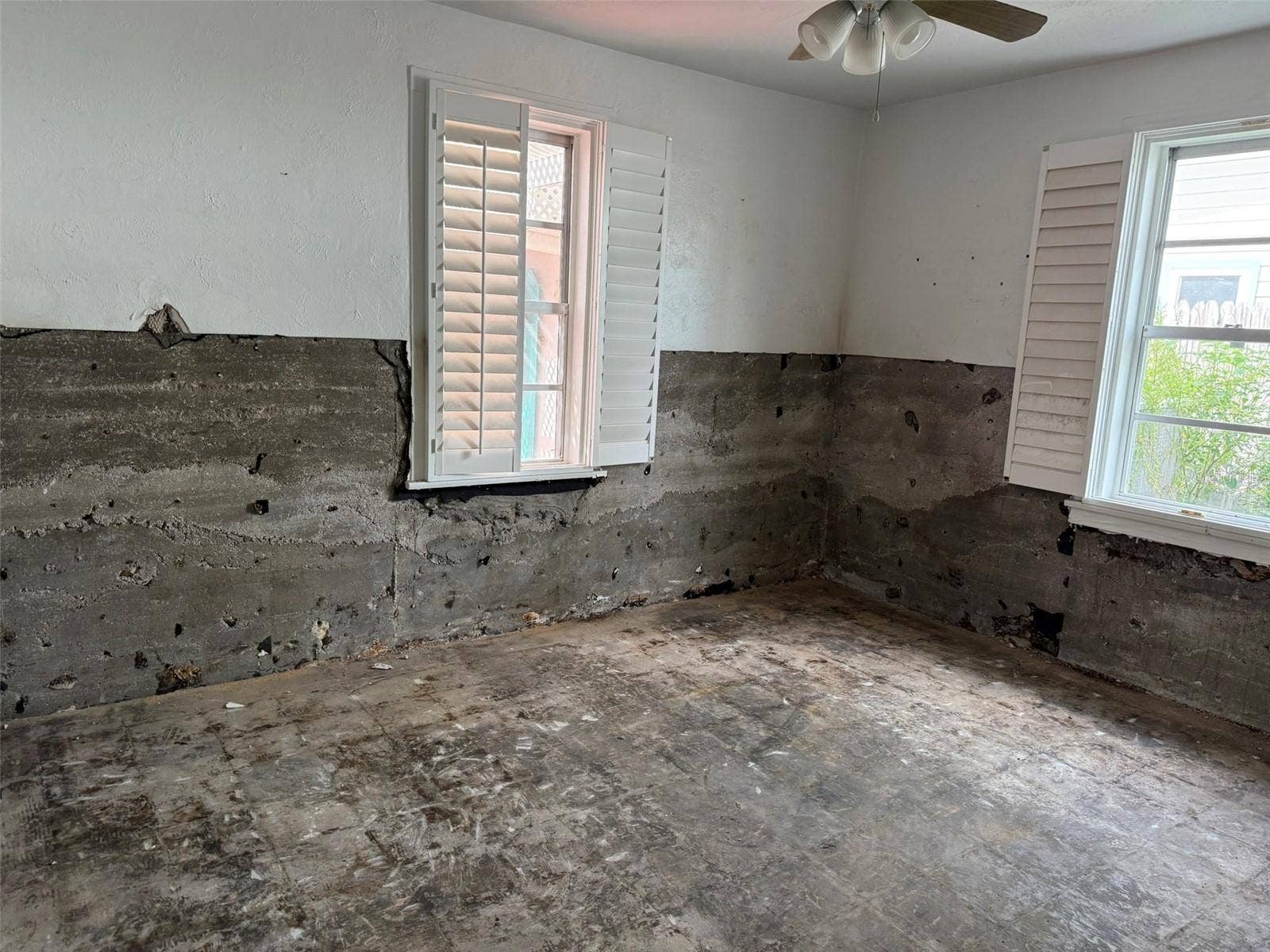 117 12TH AVENUE, Indian Rocks Beach, FL 33785 117 12TH AVENUE, Indian Rocks Beach, FL 33785