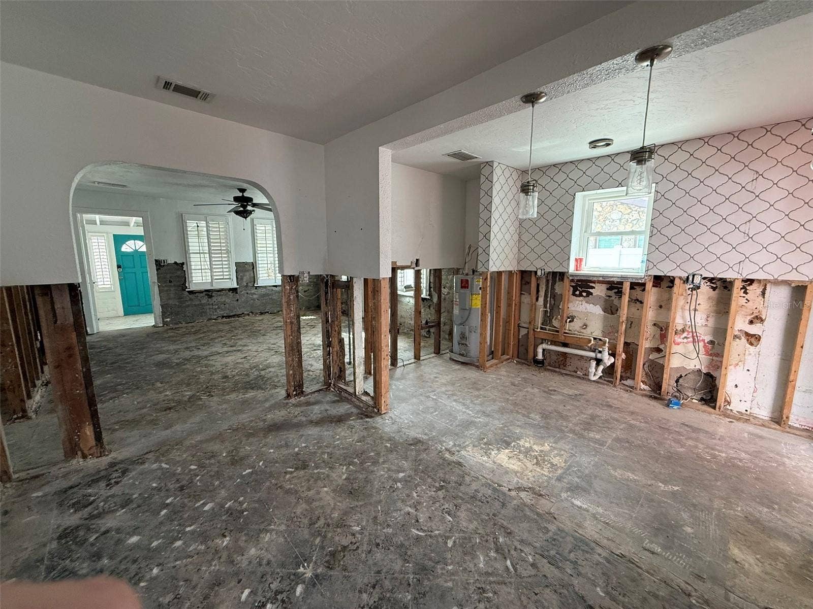 117 12TH AVENUE, Indian Rocks Beach, FL 33785 117 12TH AVENUE, Indian Rocks Beach, FL 33785