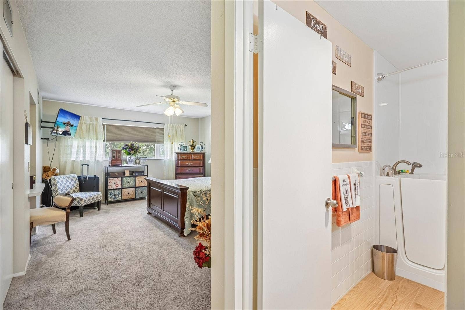 2350 HAITIAN DRIVE, #54, Clearwater, FL 33763 2350 HAITIAN DRIVE, #54, Clearwater, FL 33763