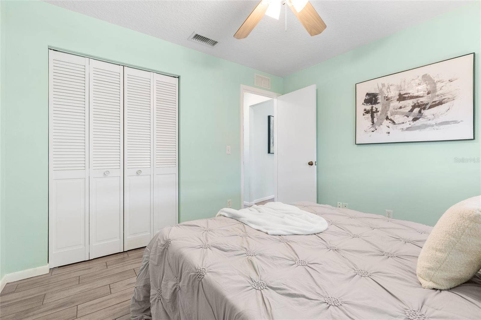 1920 CHENEY COURT, Lutz, FL 33549
