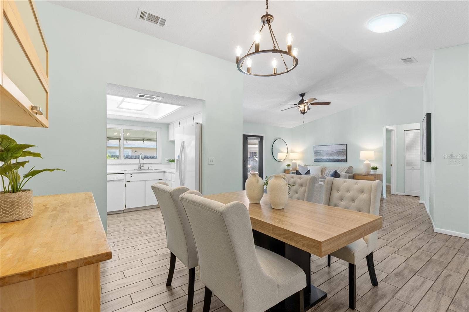 1920 CHENEY COURT, Lutz, FL 33549