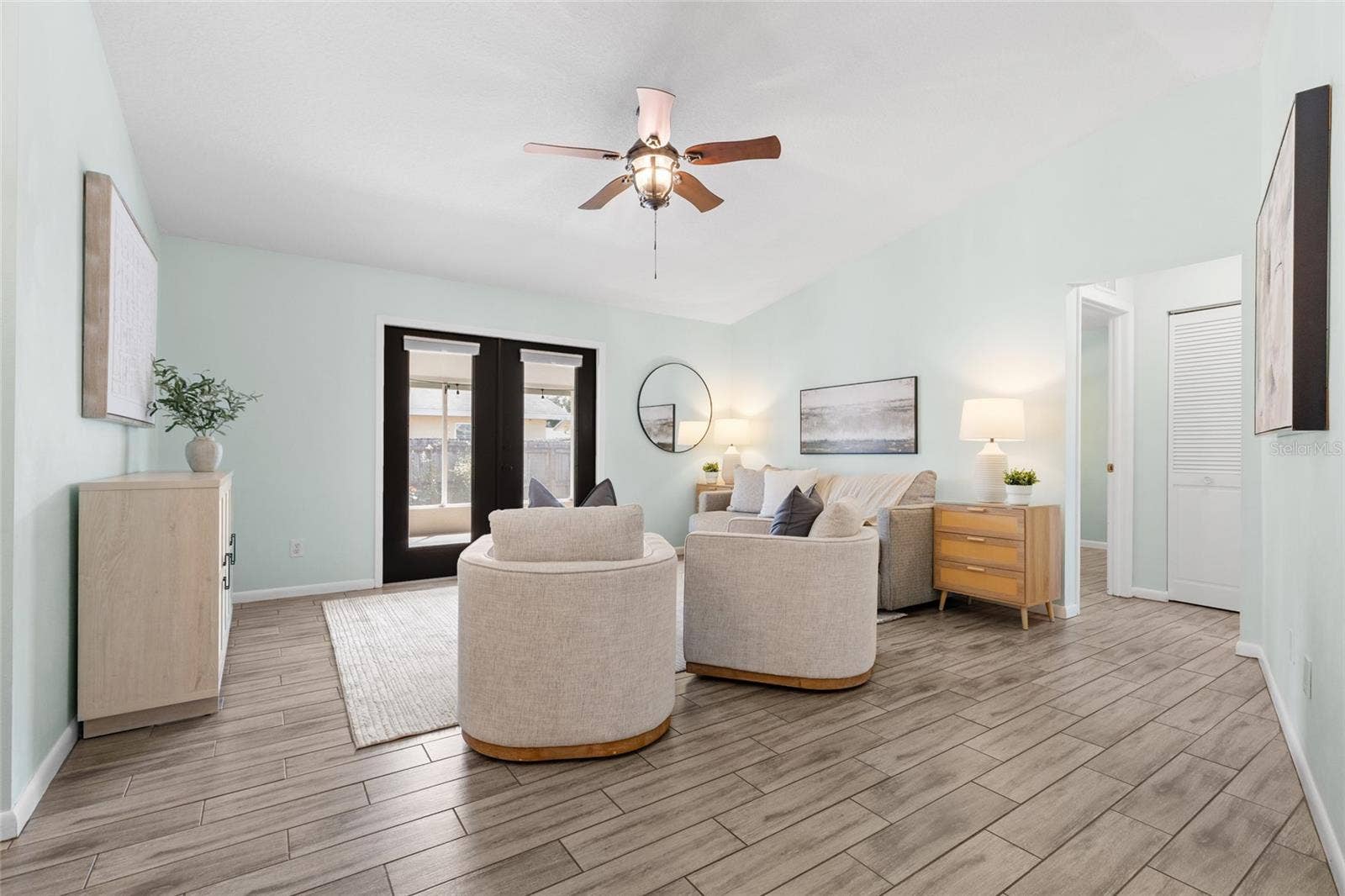 1920 CHENEY COURT, Lutz, FL 33549