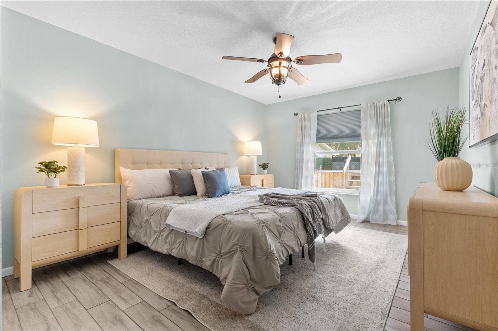 1920 CHENEY COURT, Lutz, FL 33549