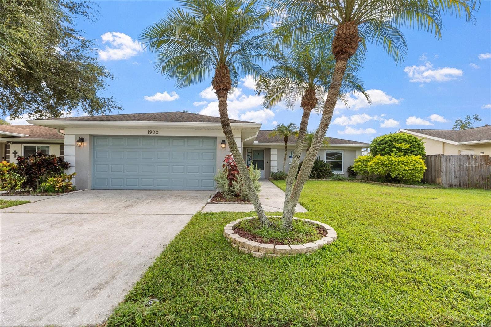 1920 CHENEY COURT, Lutz, FL 33549