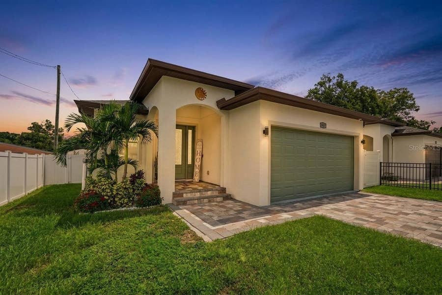 Property photo for 8307 N GOMEZ AVENUE, Tampa, FL