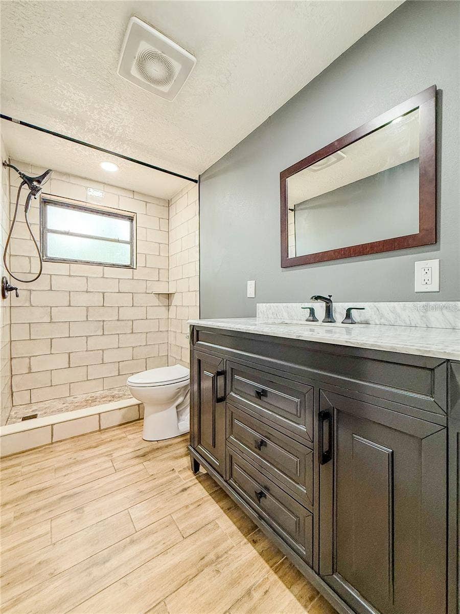 8648 78TH PLACE, Seminole, FL 33777 8648 78TH PLACE, Seminole, FL 33777