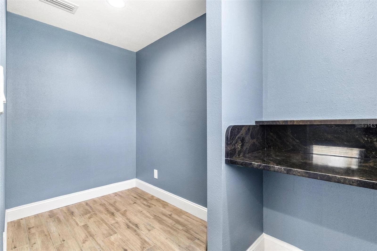 8648 78TH PLACE, Seminole, FL 33777 8648 78TH PLACE, Seminole, FL 33777